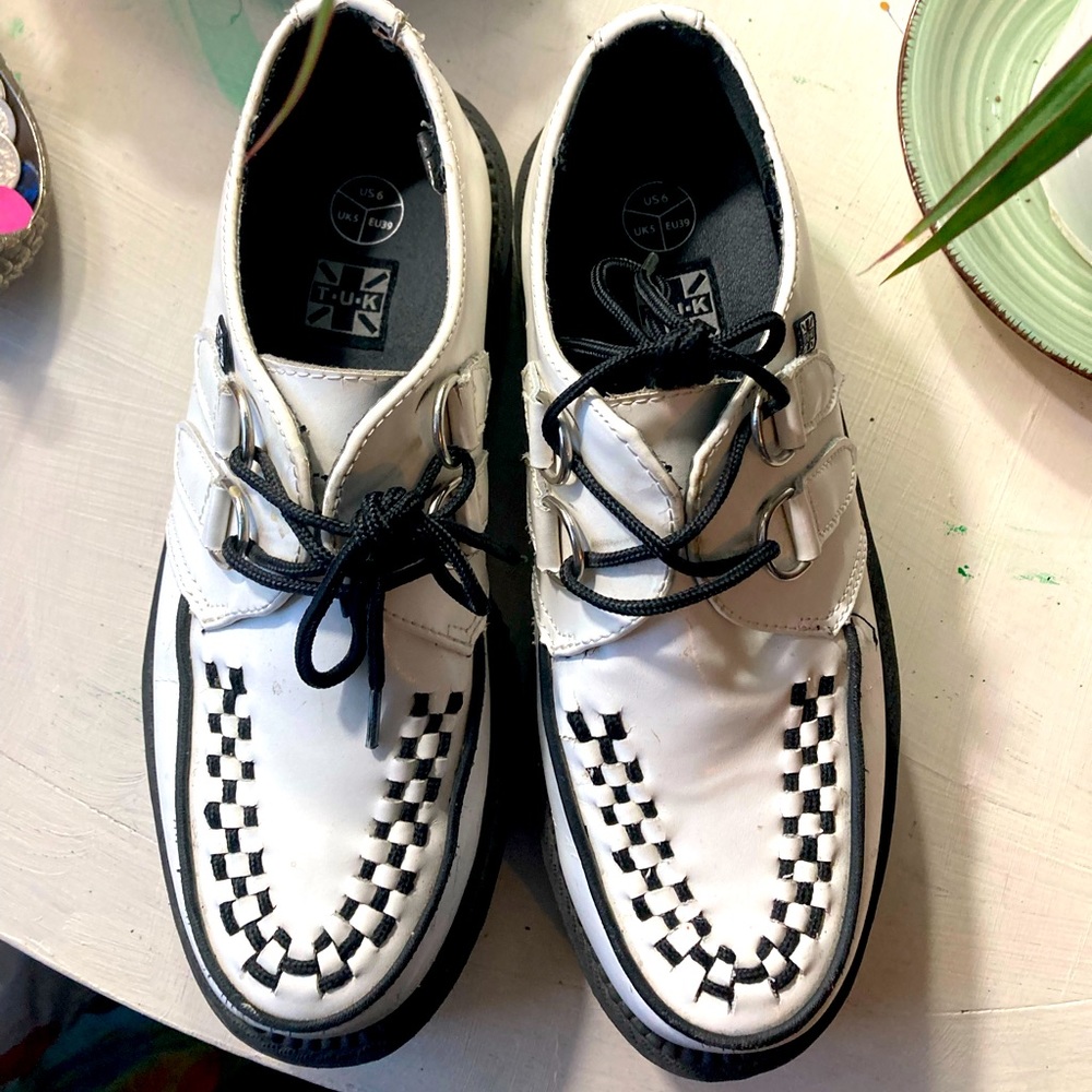 TUK White Creeper shoes